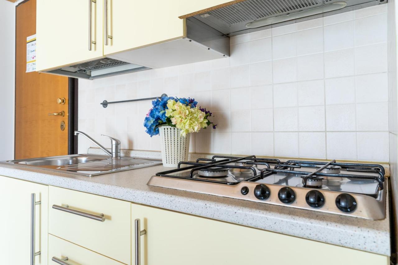 Maestrale Canova Apartments Caorle Luaran gambar